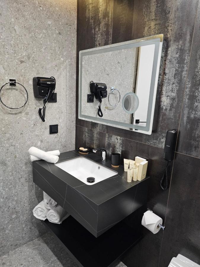 Mm Boutique Hotel Burgas City Exterior foto