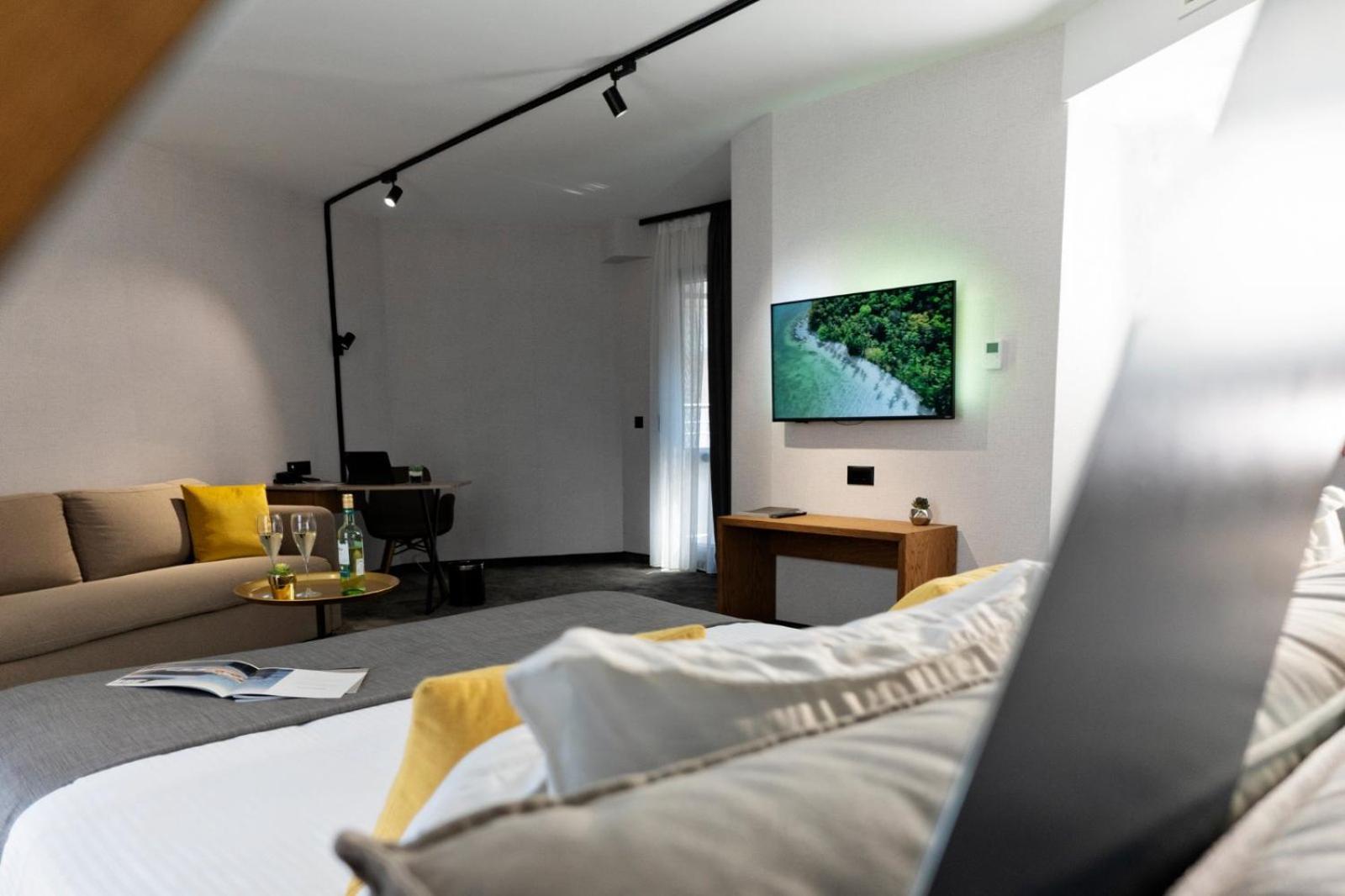 Mm Boutique Hotel Burgas City Exterior foto