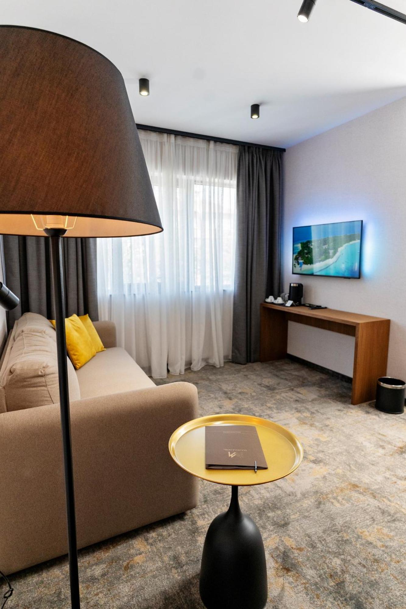 Mm Boutique Hotel Burgas City Exterior foto